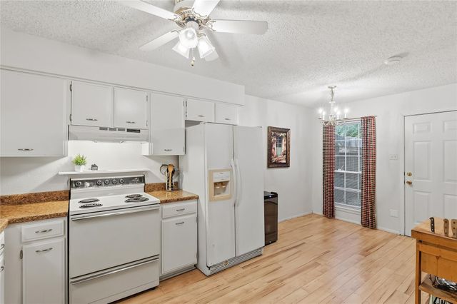 1711 Welsh Avenue, College Station, TX 77840