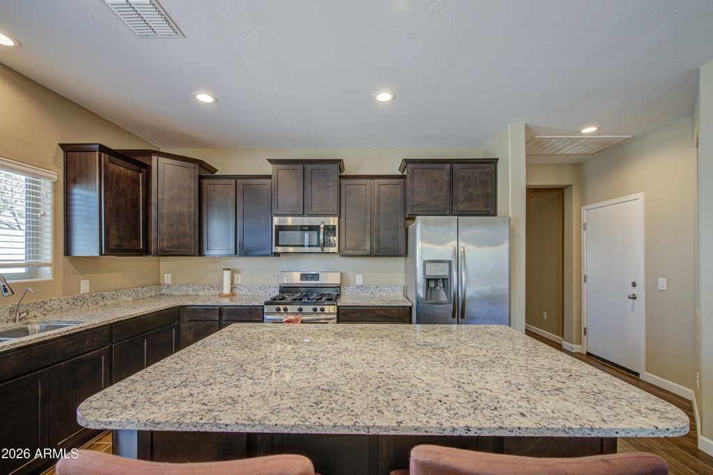 33088 N JAMIE Lane, San Tan Valley, AZ 85144 — photo 4