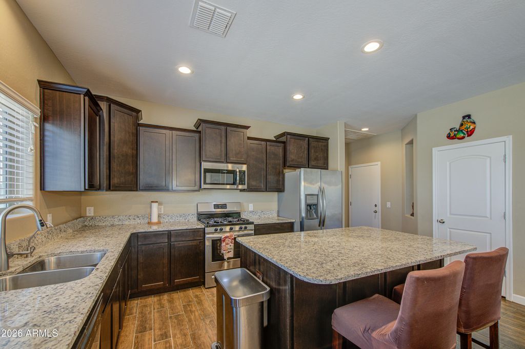 33088 N JAMIE Lane, San Tan Valley, AZ 85144 — photo 5