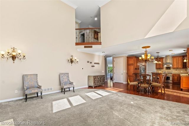 2115 Aldwin Drive, West Bloomfield, MI 48324