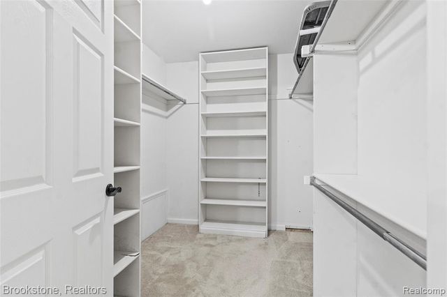 2115 Aldwin Drive, West Bloomfield, MI 48324