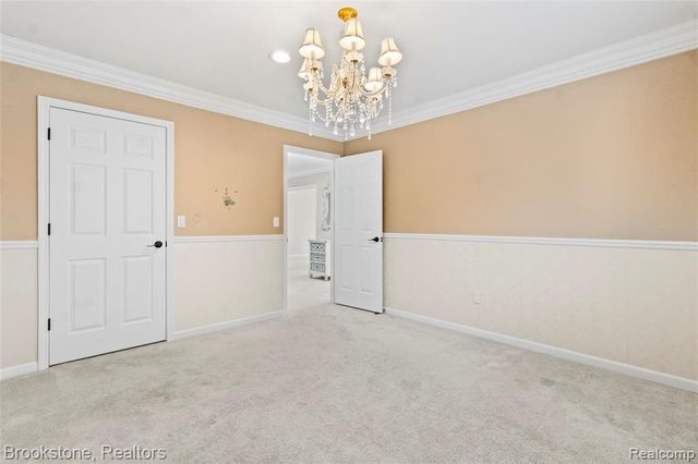 2115 Aldwin Drive, West Bloomfield, MI 48324