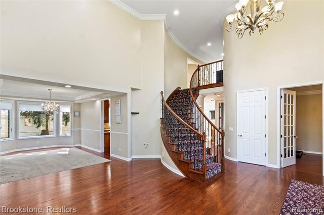 2115 Aldwin Drive, West Bloomfield, MI 48324