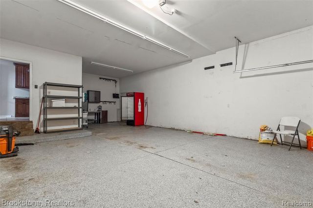 2115 Aldwin Drive, West Bloomfield, MI 48324