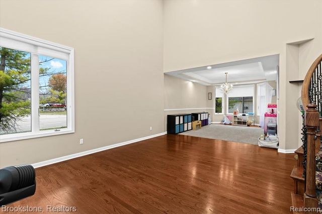 2115 Aldwin Drive, West Bloomfield, MI 48324