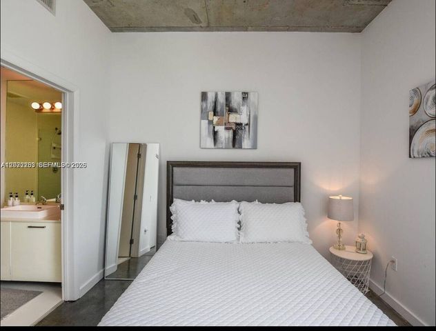 151 SE 1st Street 2104, Miami, FL 33131