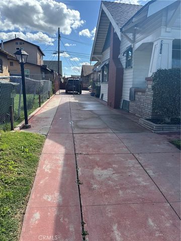 426 W 51st, Los Angeles, CA 90037