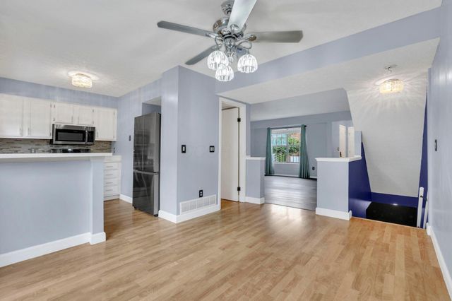 1261 Somerset Way, Pickerington, OH 43147