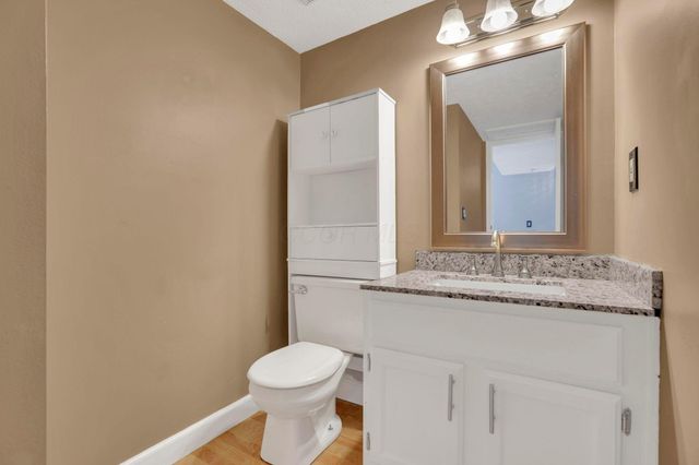 1261 Somerset Way, Pickerington, OH 43147