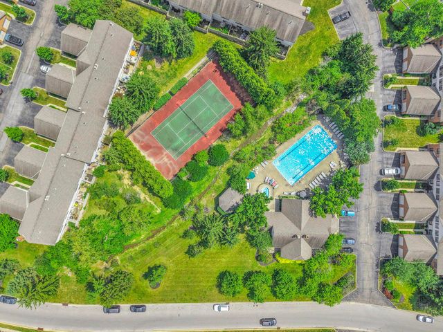 1261 Somerset Way, Pickerington, OH 43147