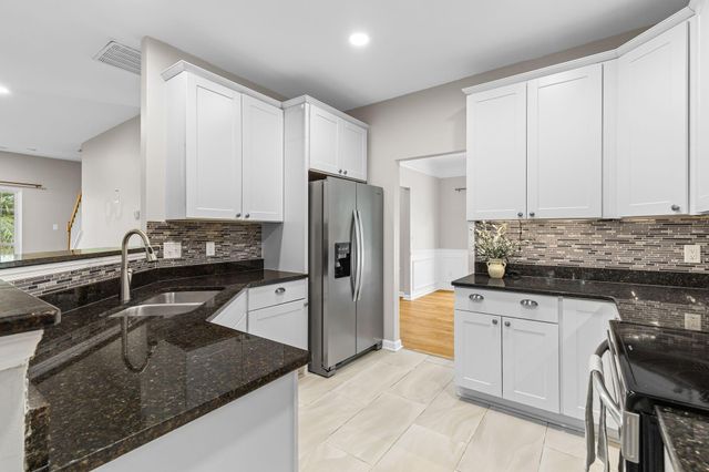 2813 Bottlebrush Court, Mount Pleasant, SC 29466