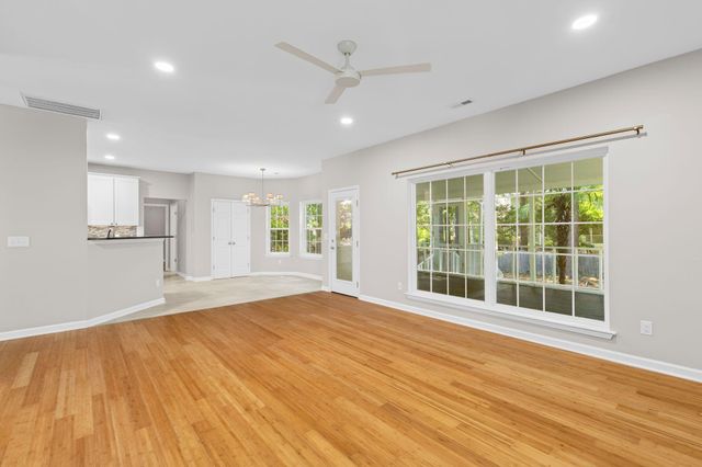 2813 Bottlebrush Court, Mount Pleasant, SC 29466