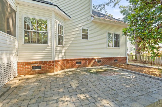 2813 Bottlebrush Court, Mount Pleasant, SC 29466