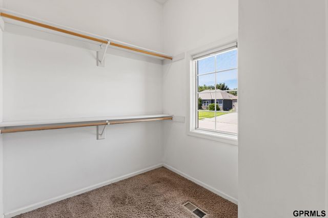 17055 Corby Street, Omaha, NE 68116