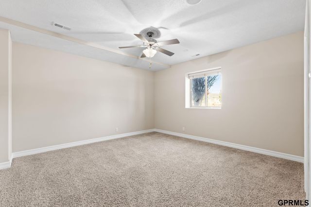 17055 Corby Street, Omaha, NE 68116