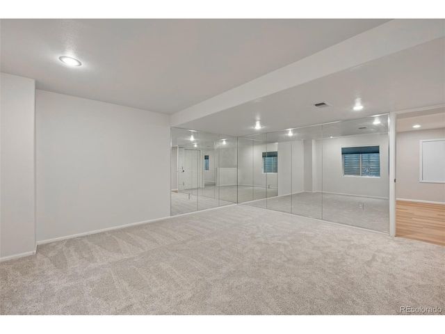 7837 Aravon Ct, Lone Tree, CO 80124