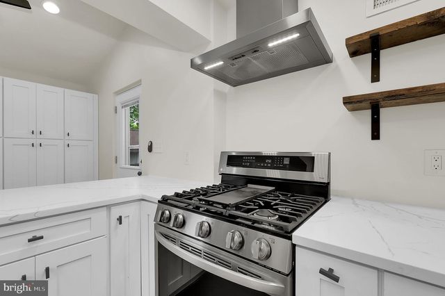 8407 HARTFORD AVE, Silver Spring, MD 20910