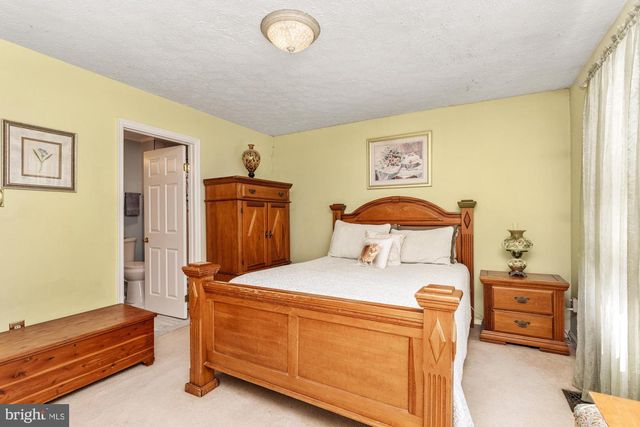 8285 BERRYFIELD DR, Baltimore, MD 21236