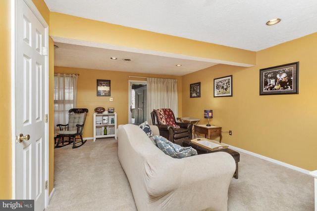 8285 BERRYFIELD DR, Baltimore, MD 21236