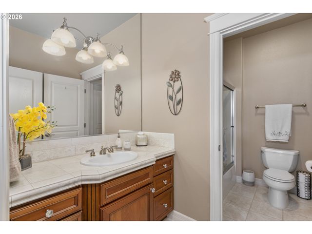 9801 Ne 176th St, Battle Ground, WA 98604