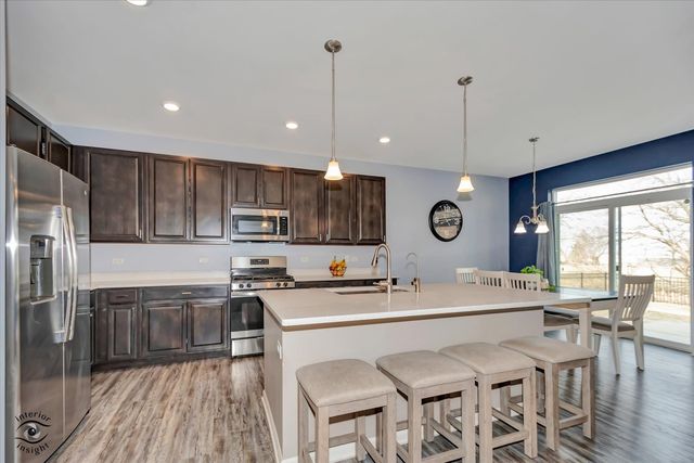 14860 W Carver Crossing, Manhattan, IL 60442