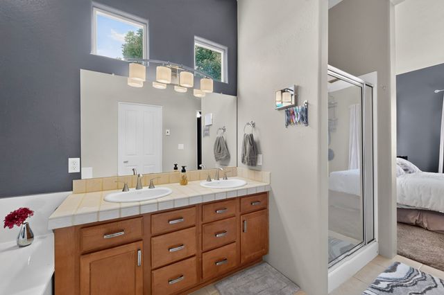 2 Blue Hill, Santa Fe, NM 87508