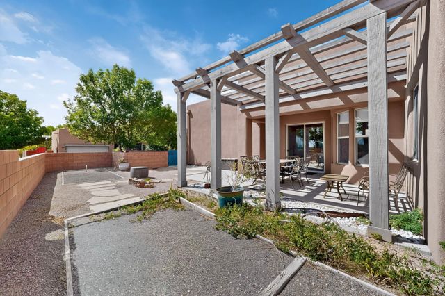 2 Blue Hill, Santa Fe, NM 87508