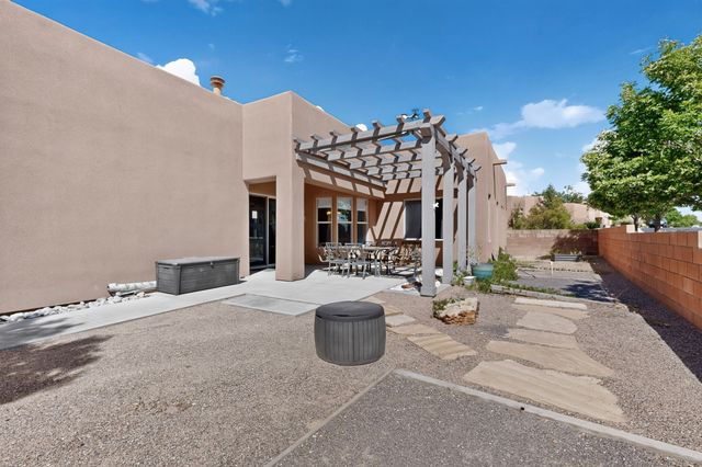 2 Blue Hill, Santa Fe, NM 87508