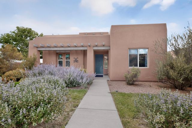 2 Blue Hill, Santa Fe, NM 87508