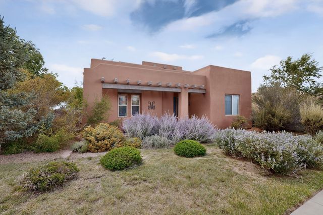 2 Blue Hill, Santa Fe, NM 87508