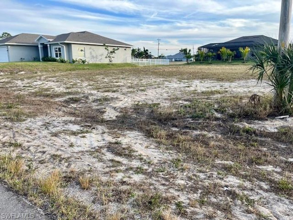 4304 NW 28th ST, CAPE CORAL, FL 33993 — photo 4
