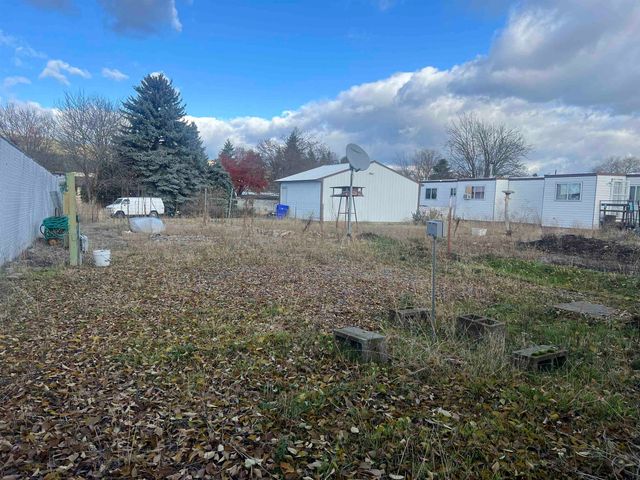 18316 E BRIDGEPORT Ave, Otis Orchards, WA 99216