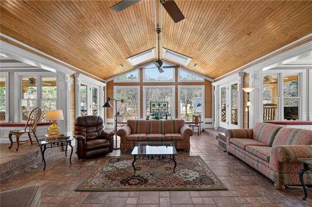 10003 Lakeview Parkway, Villa Rica, GA 30180