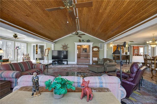 10003 Lakeview Parkway, Villa Rica, GA 30180