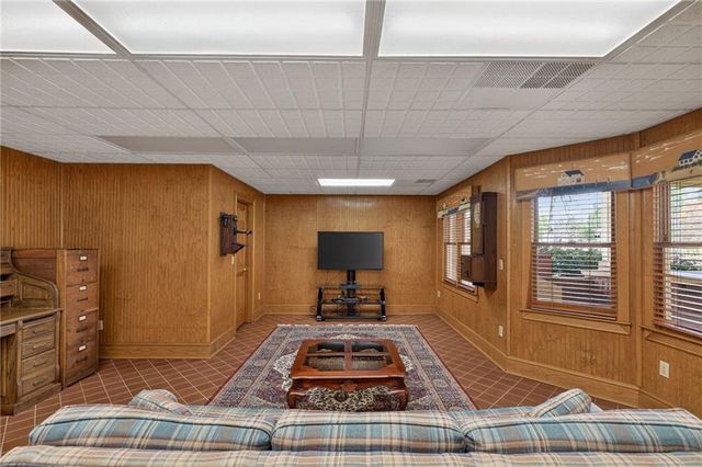 10003 Lakeview Parkway, Villa Rica, GA 30180