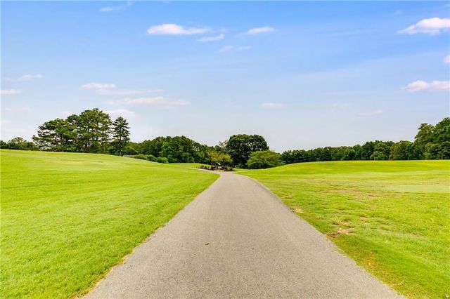 10003 Lakeview Parkway, Villa Rica, GA 30180