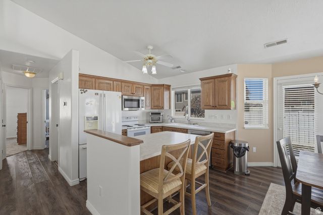 2138 W CRAIG LN, Syracuse, UT 84075