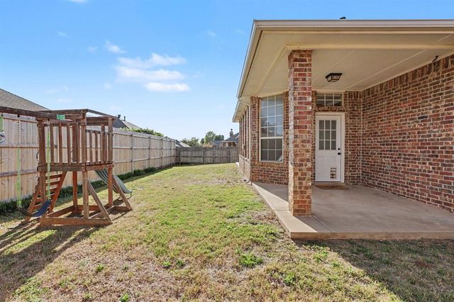 1832 Camden Way, Edmond, OK 73013