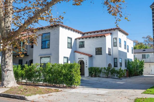 130 S Harper, Los Angeles, CA 90048