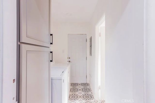 130 S Harper, Los Angeles, CA 90048