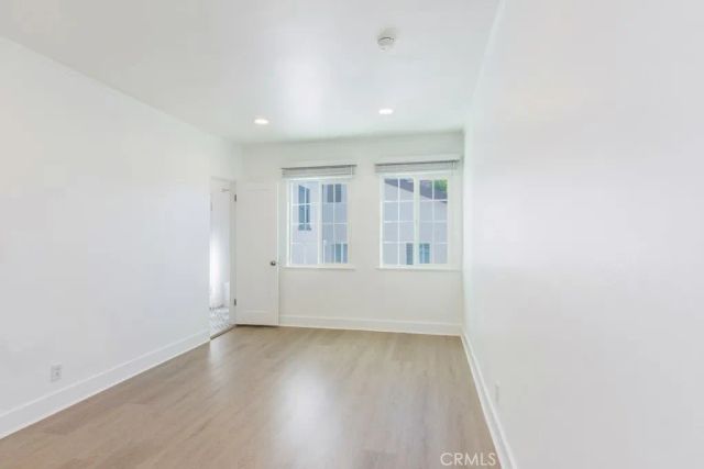 130 S Harper, Los Angeles, CA 90048