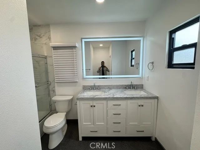 130 S Harper, Los Angeles, CA 90048