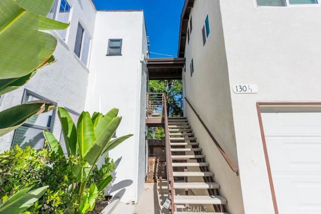 130 S Harper, Los Angeles, CA 90048