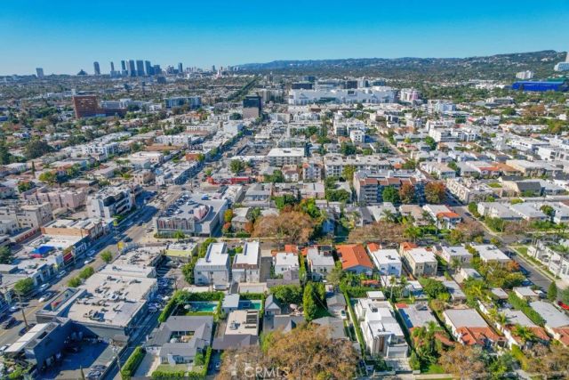 130 S Harper, Los Angeles, CA 90048