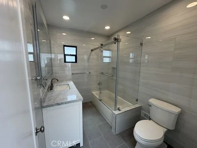 130 S Harper, Los Angeles, CA 90048