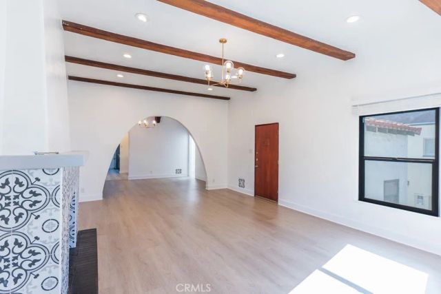 130 S Harper, Los Angeles, CA 90048