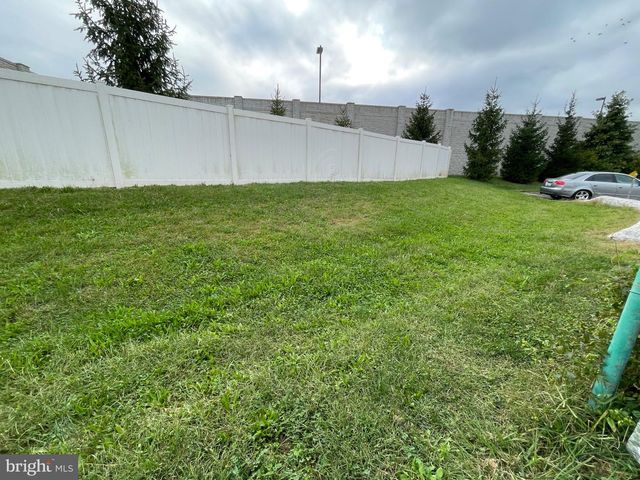1102 3RD ST, Essington, PA 19029