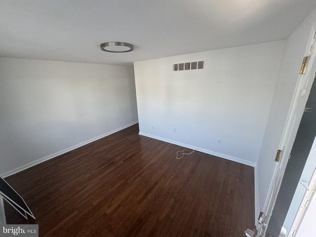 1102 3RD ST, Essington, PA 19029