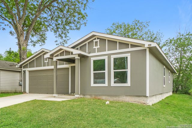 1331 Hidalgo, Seguin, TX 78155