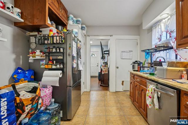 228 Totowa Road, Totowa, NJ 07512